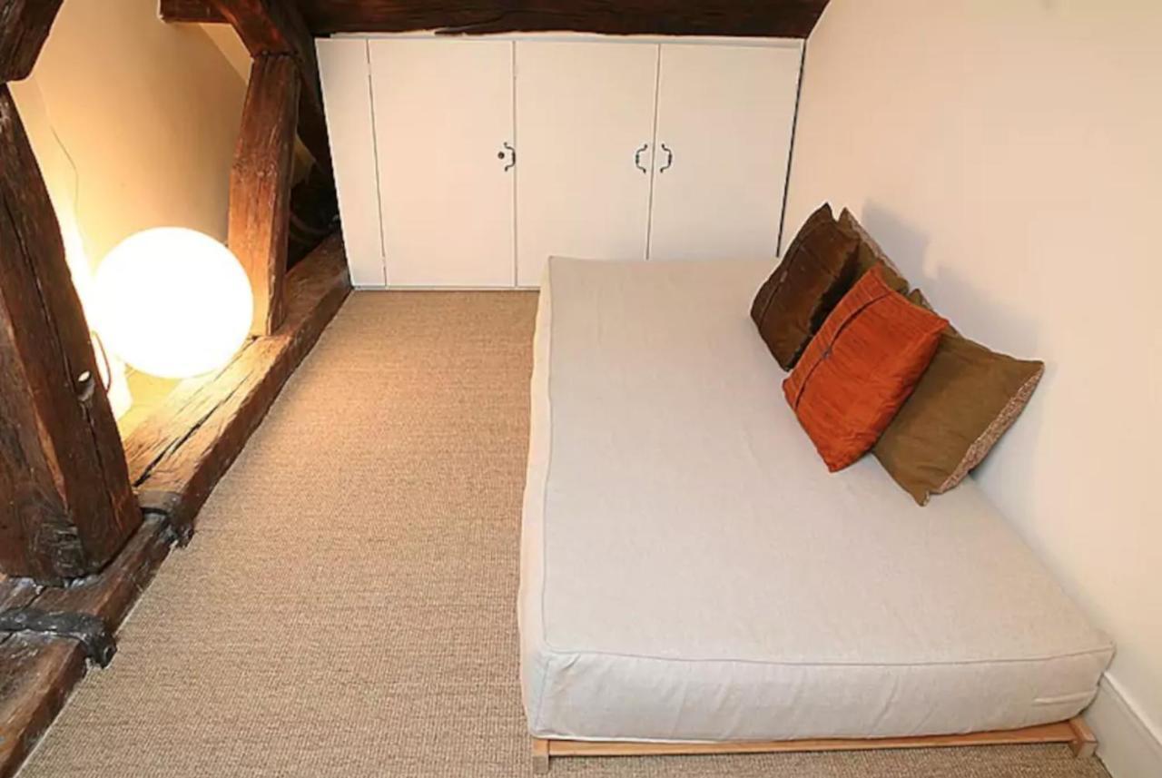 דירות פריז Charming Cosy Triplex In Trendy Marais מראה חיצוני תמונה